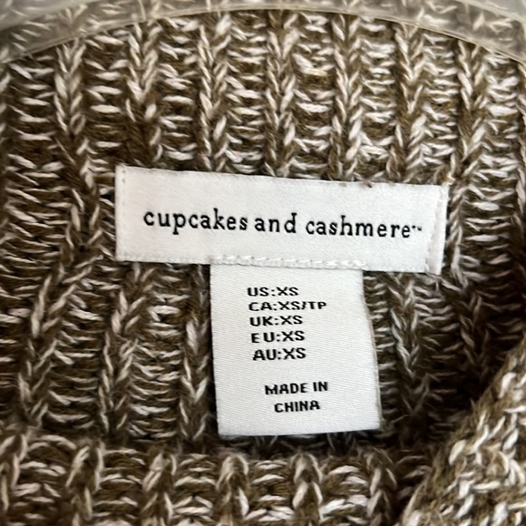 Cupcakes & Cashmere knot sweater XS - Picture 3 of 6